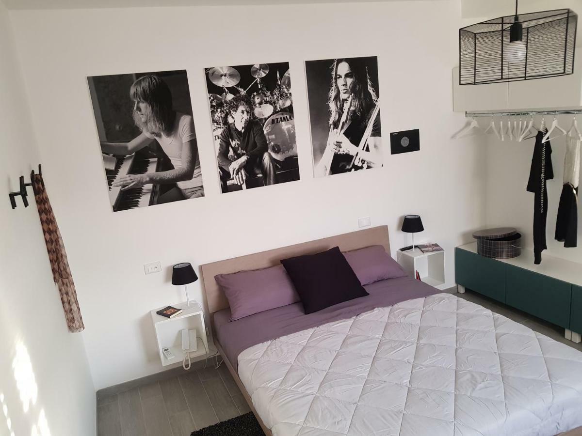 Sosta Rock Lejlighed Casal Palocco Eksteriør billede